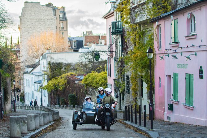 Paris Private Flexible Duration Guided Tour on a Vintage Sidecar - Eiffel Tower, Trocadéro, and the Seine piers for the biggest views