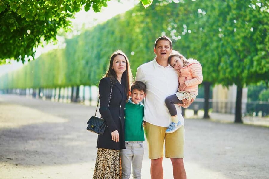Paris: Private Full Day Tour to Montmartre & Eiffel Tower - Wall of Love and Abbesses: Sweet Quirks in Between Icons
