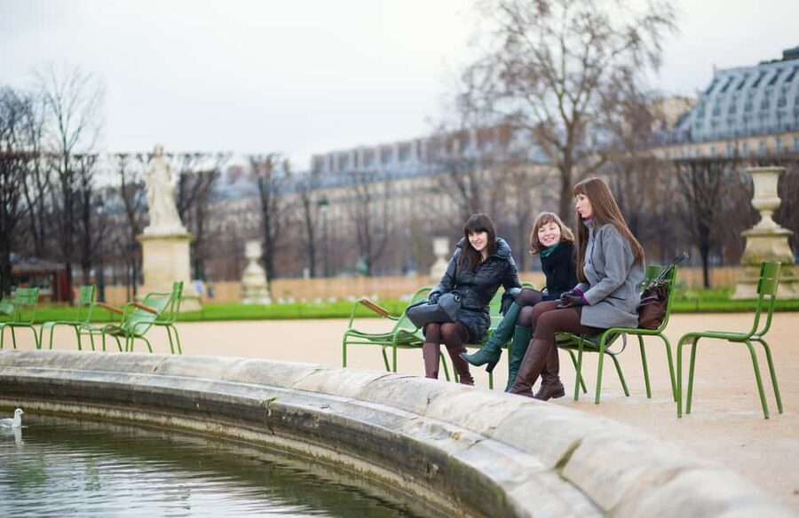 Paris: Private Full Day Tour to Montmartre & Eiffel Tower - Moulin Rouge to Bouillon Pigalle: The Entertainment Side of the Hill