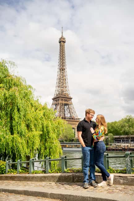 Paris: Private Photoshoot at the Eiffel Tower - Who This Photoshoot Suits Best in Paris