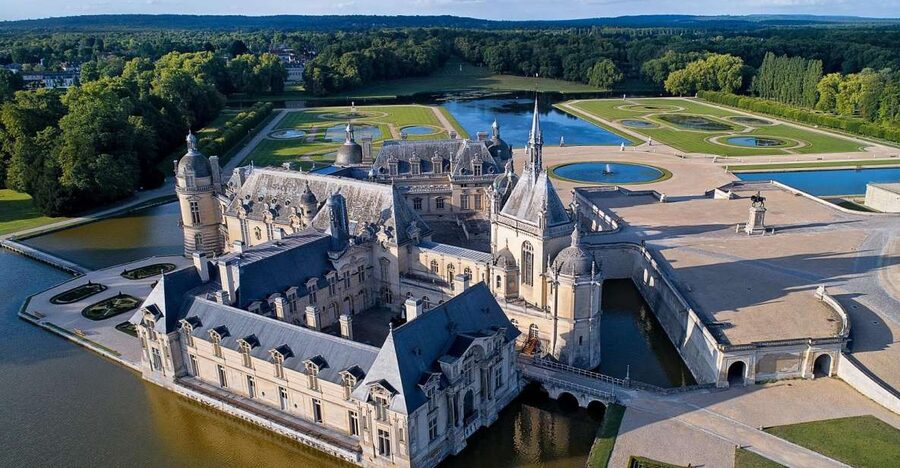 Paris: Private Tour of Domaine de Chantilly Ticket&Transfer - Gardens at Chantilly: Le Nôtre style plus an Anglo-Chinese surprise