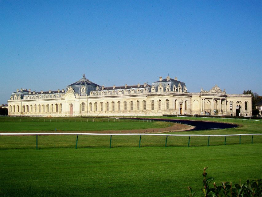 Paris: Private Tour of Domaine de Chantilly Ticket&Transfer - Hotel pickup and timing that can help you beat the crush