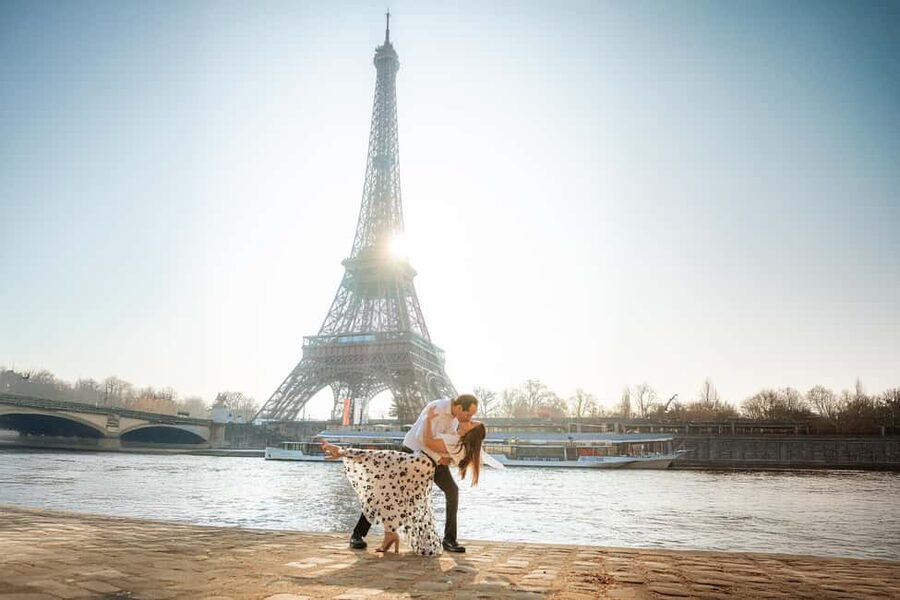 Paris: Professional Photoshoot with the Eiffel Tower - Value for Money: Is $46 a Good Deal?