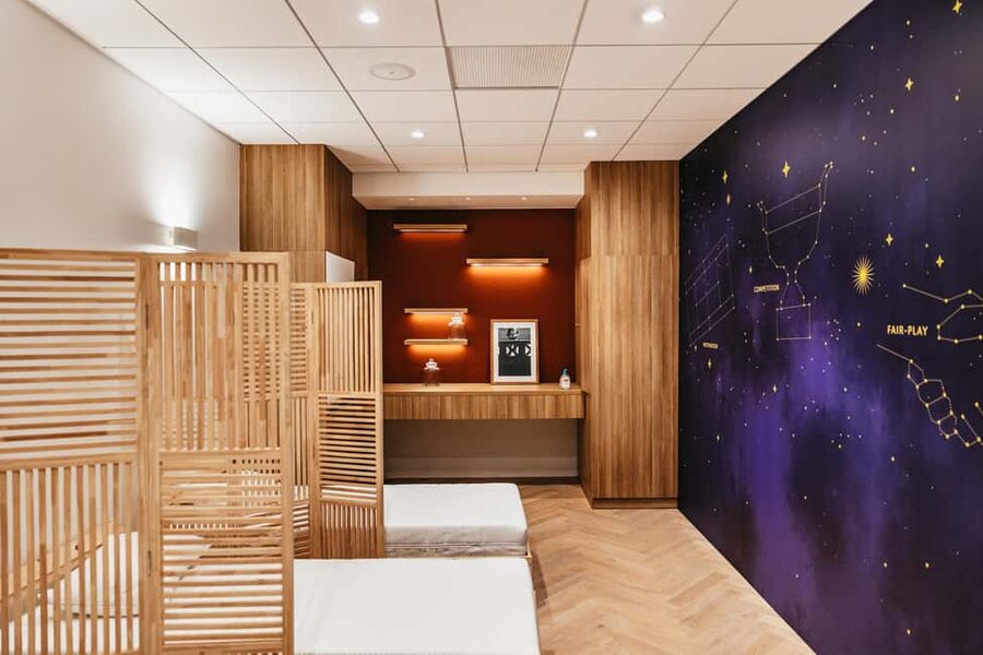 Paris: Roland-Garros Stadium Guided Backstage Tour - Price and Value: Is $24 Worth 90 Minutes in Paris?