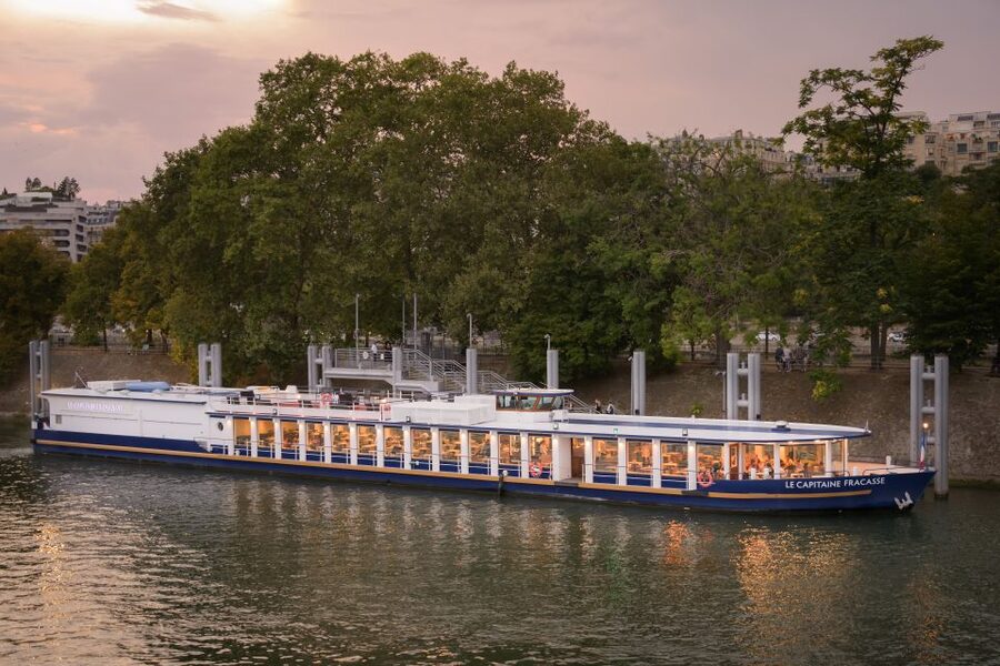 Paris: Romantic Cruise with 3-course Dinner on Seine River - The Route, Explained: From Île aux Cygnes Toward Bercy and Back