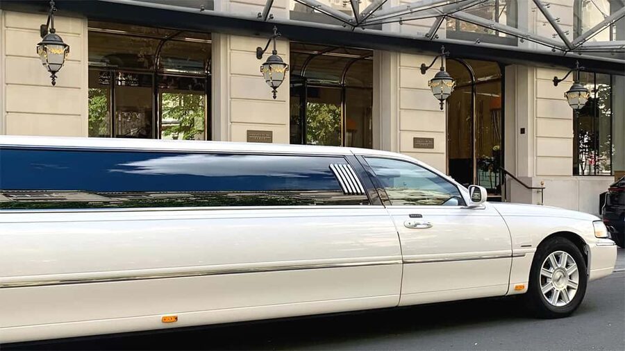 Paris: Romantic Limousine Tour - Key Things To Know Before You Go