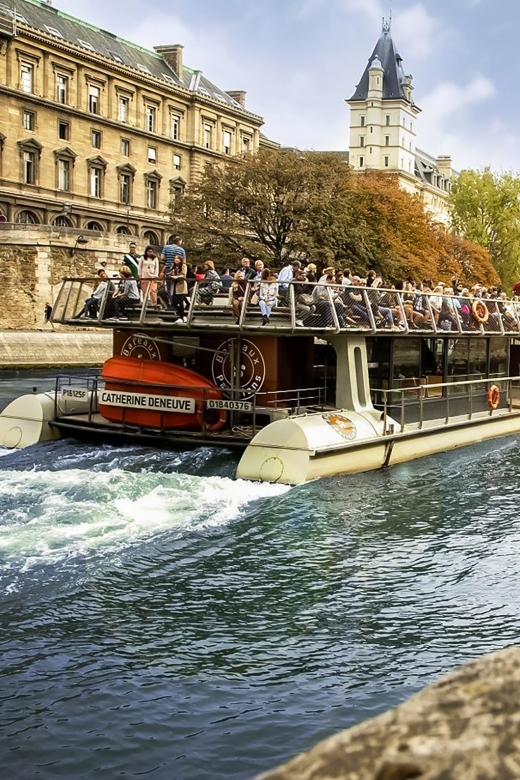 Paris: Seine Cruise & Crepe Tasting near the Eiffel Tower - What you pass: Notre-Dame, Louvre, and the museum zone from the river