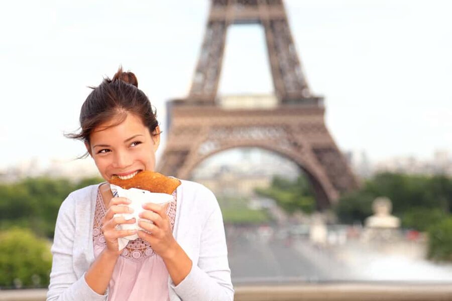 Paris: Seine Cruise & Crepe Tasting near the Eiffel Tower - Upper deck views of the Eiffel Tower, plus a glass-walled plan B