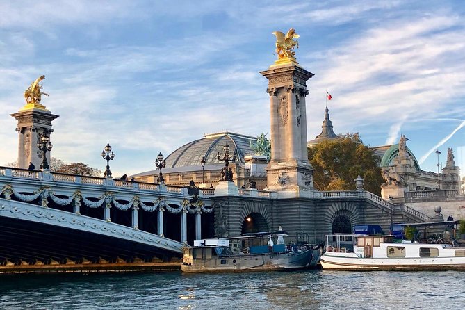 Paris Seine River Champagne Tasting Cruise - Why a 90-minute Seine Champagne cruise is such a smart night in Paris