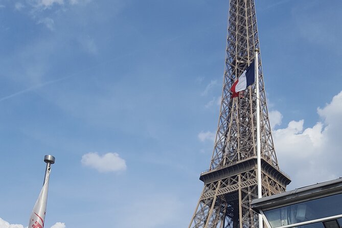 Paris Seine River Champagne Tasting Cruise - FAQ