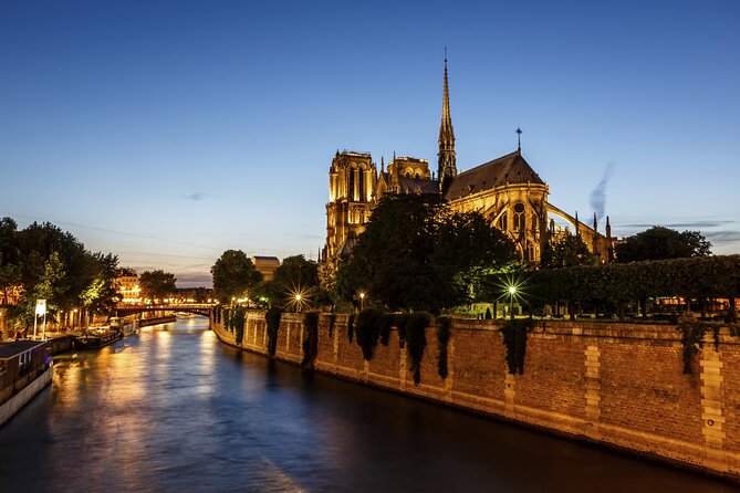Paris Seine River Dinner Cruise with Champagne and Window Seating - How long it really takes, and when you should choose early vs late