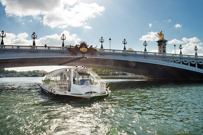 Paris Seine River Hop-On Hop-Off Sightseeing Cruise by Batobus - Seine views, but make it practical: how this cruise really works