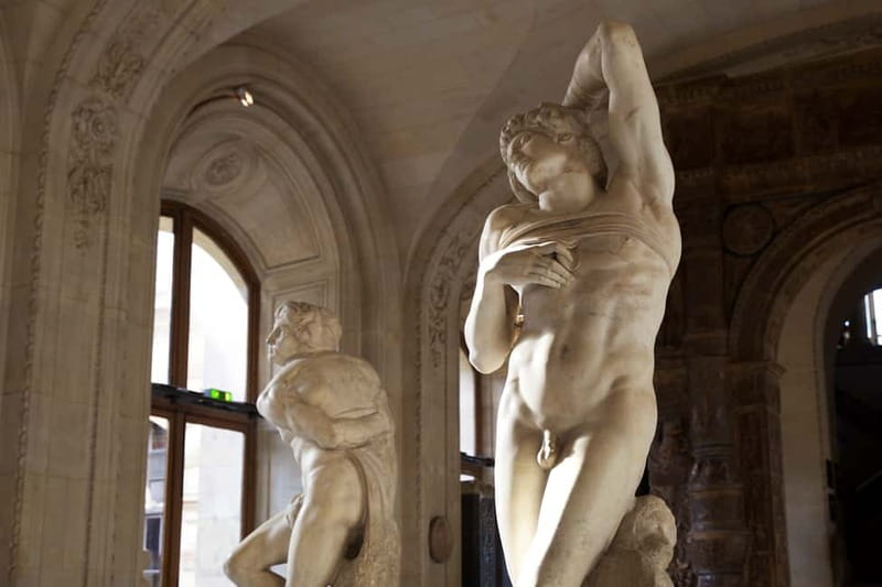 Paris: Skip-the-Line Louvre Highlights Tour with Mona Lisa - The Main Stops: Mona Lisa, Venus de Milo, and Winged Victory