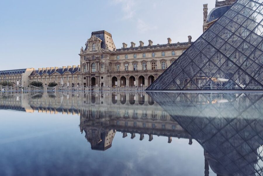 Paris: The Da Vinci Code Walking Tour with a Local Guide - Quick practical notes before you meet the guide