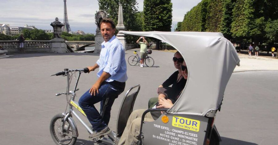 Paris Tuk-Tuk: 2, 4 or 6H First Highlights & Parisian Areas - The “big icons” route: Eiffel Tower, Arc de Triomphe, Notre Dame, Pantheon