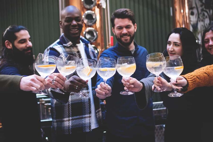 Paris Visit and gin tasting in English - Key highlights at a glance