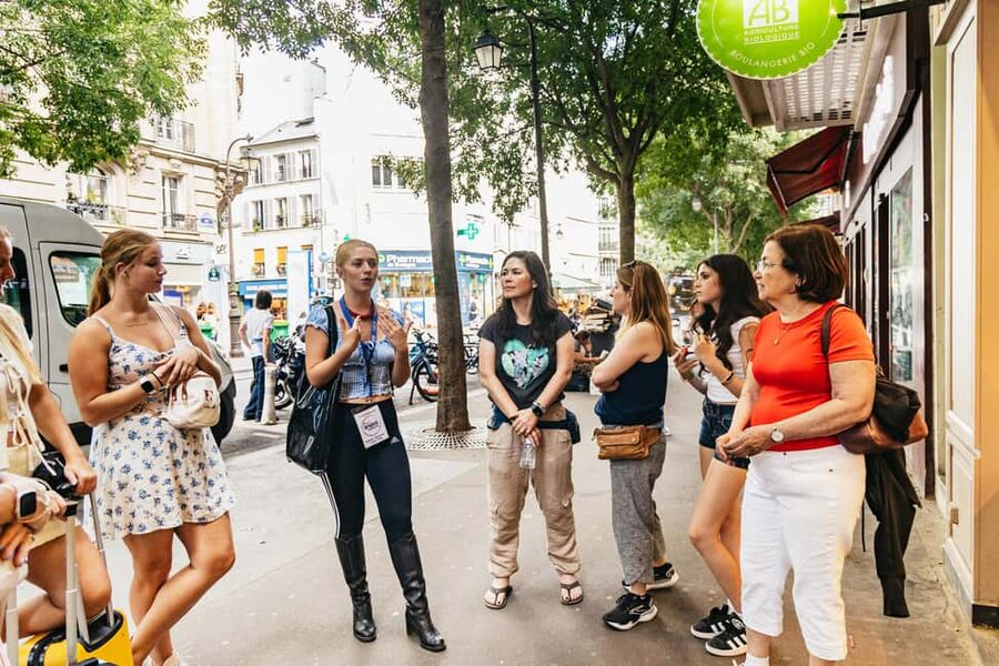 Paris: Walking Food Tour with Cheese, Wine and Delicacies - Who Should Book This Marais Cheese, Wine, and Delicacies Tour