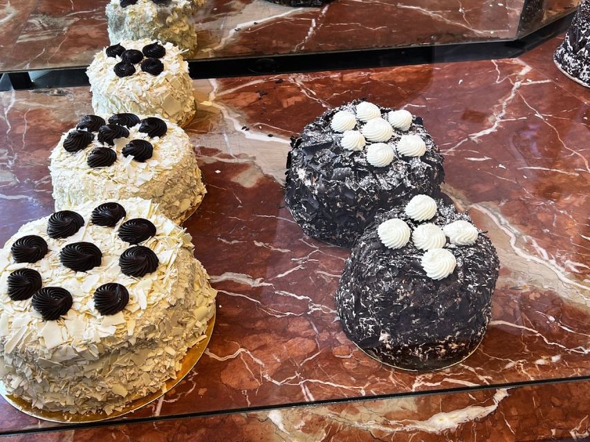 Paris: Walking Food Tour with Cheese, Wine and Delicacies - Timing, Walking Pace, and What to Bring in Real Paris Weather