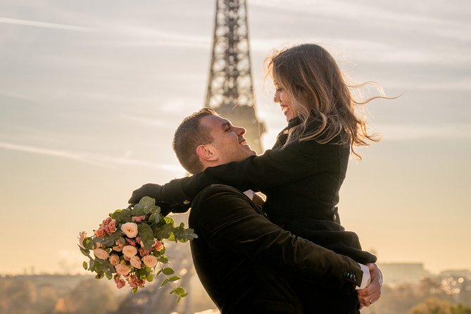 Private Guided Professional Photoshoot by the Eiffel Tower - Meet at Trocadéro, then let the Eiffel views do the heavy lifting