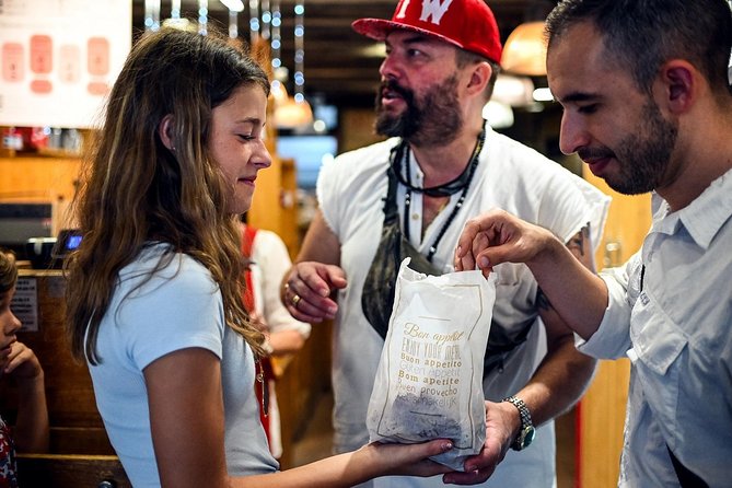 Private Montmartre Food Tour with Wine, Cheese & Pastries - Wine and the Bespoke Picnic Idea: How You Turn Shopping Into a Meal