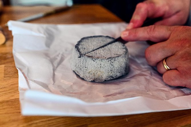 Private Montmartre Food Tour with Wine, Cheese & Pastries - Practical Tips That Make This Tour Go Smoothly
