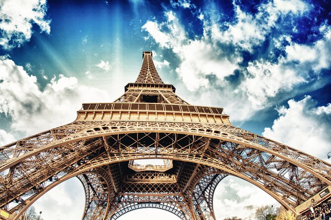 Private Paris Airport Arrival Transfer – CDG & ORLY Airports - From airport to hotel: the smooth part that still needs your situational awareness