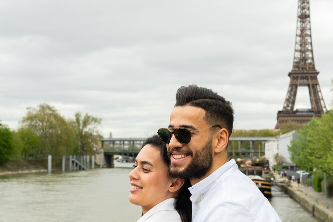 Seine River Dinner Cruise with Live Singer by VIP Yacht de Paris - Finding Port de la Rapée and getting on board without chaos