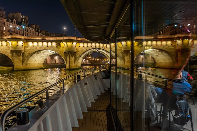 Seine River Evening Cruise with Music (Drink Options) - Getting a good seat for the best views on a one hour cruise