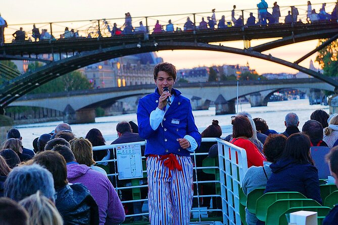 Seine River Sightseeing Guided Cruise by Vedettes du Pont Neuf - How the Pont Neuf Start Sets Up the Whole Cruise