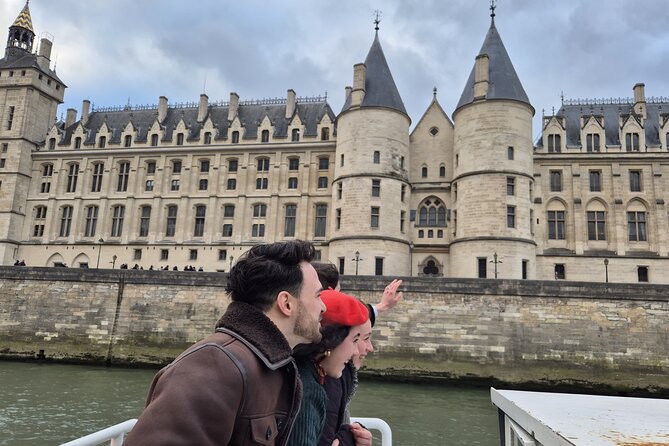 Seine River Sightseeing Guided Cruise by Vedettes du Pont Neuf - Boat Comfort: Open Deck Views With Indoor Backup