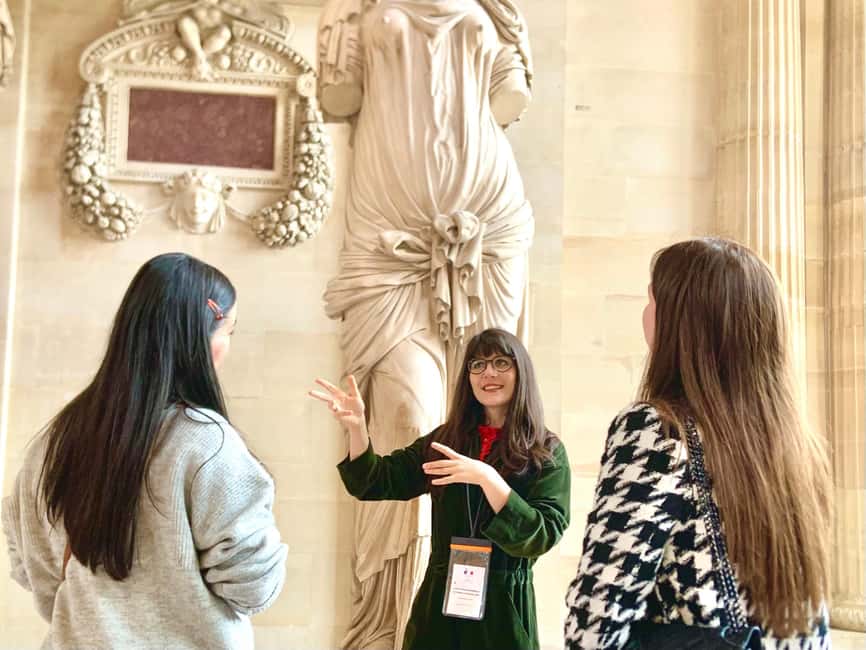 Skip-the-Line Louvre Museum Tour with Artist - The highlights you’ll actually remember: Mona Lisa, Venus de Milo, Nike