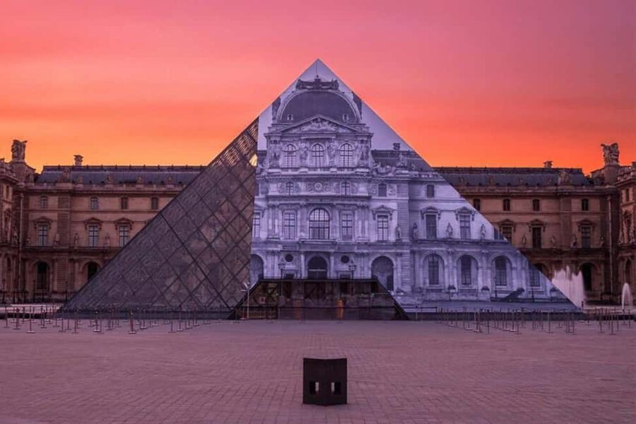 Skip-the-Line Louvre Museum Tour with Artist - Skip-the-line at the Louvre Pyramid, with reserved entry that actually changes your day