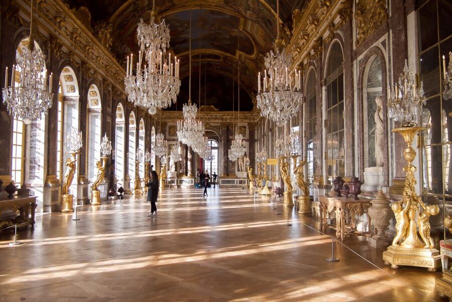 Skip-the-Line Versailles Palace Tour by Train from Paris - Palace of Versailles With an English Guide for About Two Hours
