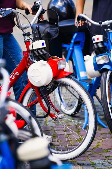 Solex Guided Tour of Intellectual Paris - Musée d’Orsay: former palace energy, on a ride-day