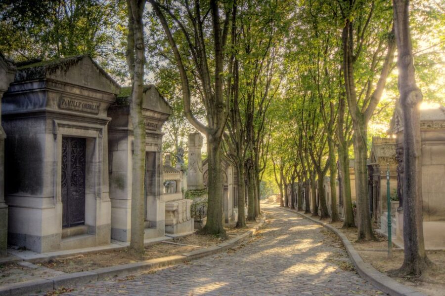 The Père Lachaise Cemetery: Guided 2-Hour Small-Group Tour - The origin story: why it is called Père Lachaise