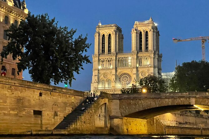 Top Private Cruises in Paris with French Champagne and surprises - Guides like Robert, Artur, Sofian, and Rado make or break it