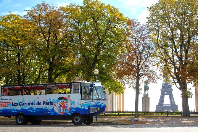 Tours of Paris and the Hauts-de-Seine in an Amphibious Bus - Getting to the splash: Marcel’s route toward the water