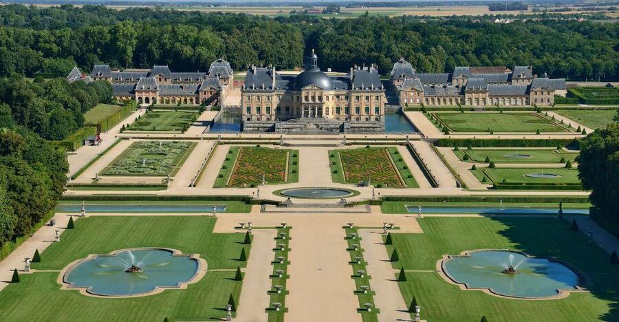 Vaux le Vicomte Chateau Entry Ticket and Chateaubus Transfer - The 5-Hour Plan, What You Actually Do On Arrival