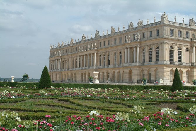 Versailles Domain Audio Guided Half Day Tour from Paris - La Galerie des Glaces: the Hall of Mirrors moment you should not speed past