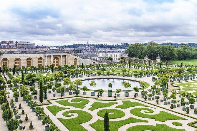 Versailles Domain Audio Guided Half Day Tour from Paris - Inside Versailles Palace: how to make 45 minutes feel like enough