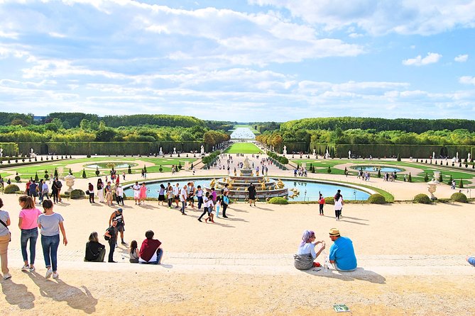Versailles Palace & Gardens Tour with Transport from Paris - Fast-Track Entry at the Palace: Where the Day Starts Paying Off