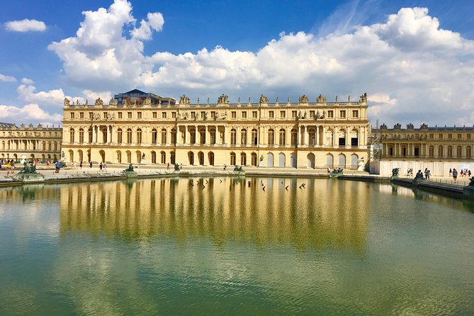 Versailles Palace Private Tailored Guided Tour With Hotel Pickup - Entering the Palace: State Apartments of Louis XIV