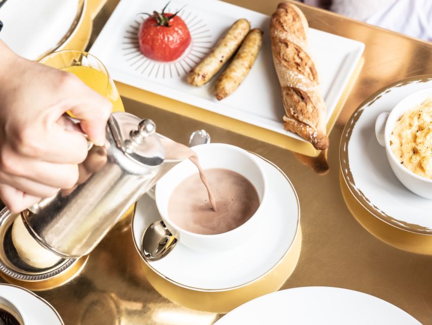 Versailles Palace Skip-the-Line Entrance and Breakfast - What you get for $74: access plus a calm start