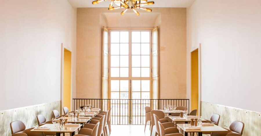 Versailles Palace Skip-the-Line Entrance and Breakfast - Breakfast at Pavillon Dufour: where the palace view comes inside