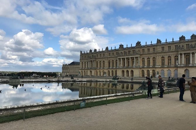 Versailles Royal Palace & Gardens Private Tour by Golf Cart - Starting at the Louis XIV equestrian statue