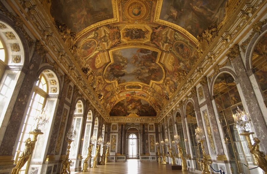 Versailles: Skip-the-Line Guided Tour of Palace with Gardens - The Palace Tour: How the Rooms Make Sense