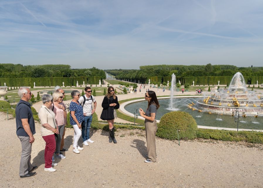 Versailles: Skip-the-Line Versailles Palace and Gardens Tour - How to Handle Crowds in a 3-Hour Versailles Block