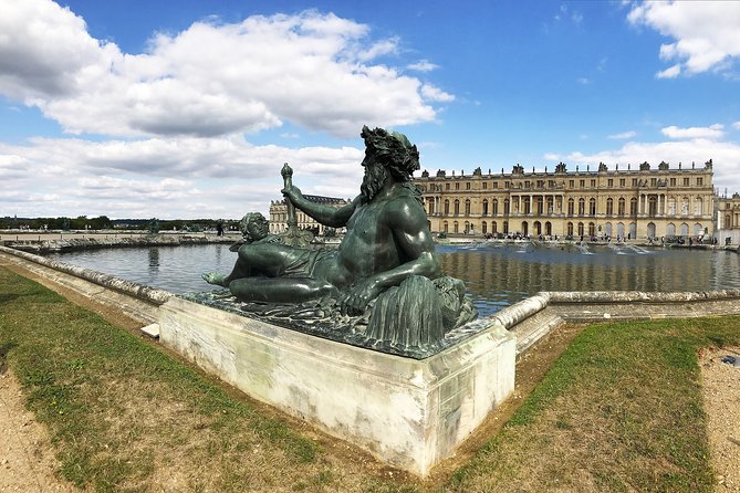 Versailles Small Group Guided Tour with Tranportation from Paris - Value check: what you pay (and what that includes)