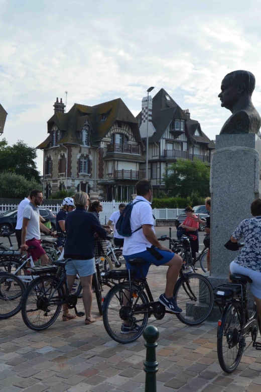Visite guidée à vélo Deauville & Trouville EN FRANCAIS - Trouville-sur-Mer: Beaches, Racetrack Views, and Everyday Coastal Life